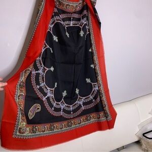 Vintage Franco Laurenti oversized paisley black and red scarf 45”x45” xl elegant